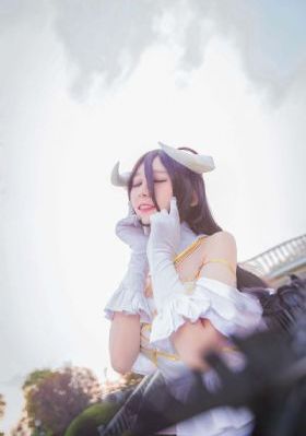 灰色果实哪里黄_BD英语免费观看韩国